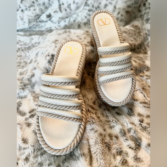 Valentino Garavani VLogo Summerblocks Platform Sandals
